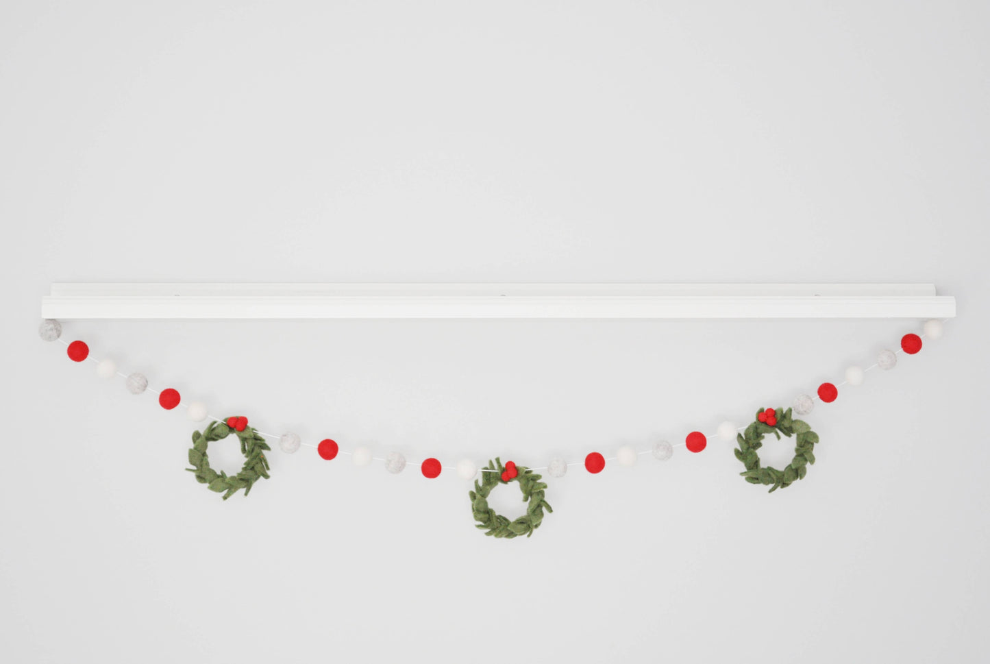 Felt Wreath Garland, Red, Oatmeal, and Ivory