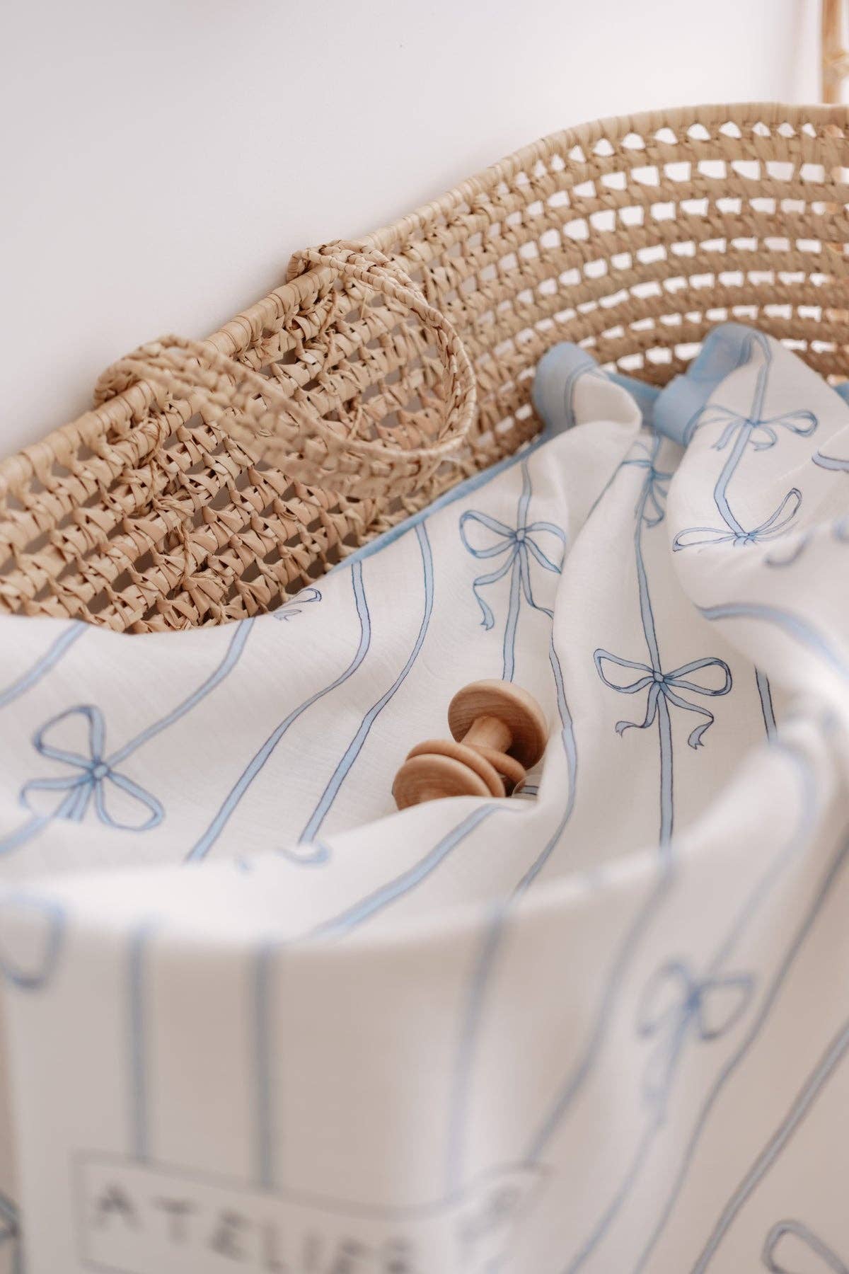 Muslin Swaddle, Blue Ribbon
