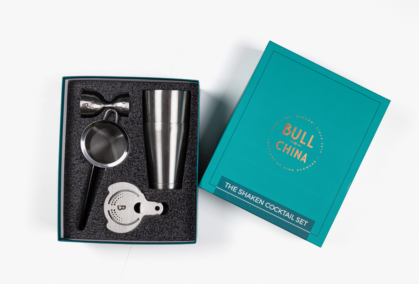 The Shaken Cocktail Set