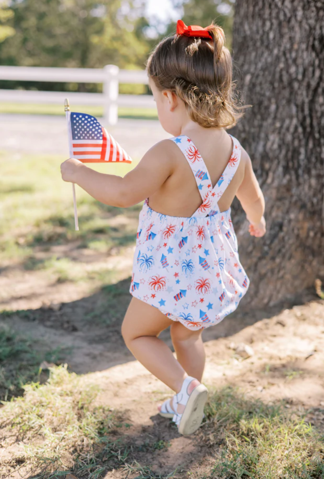 Patriotic Girl Sun Bubble