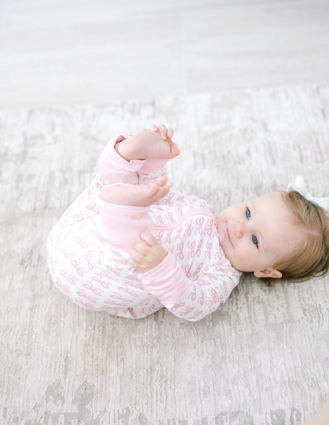 Zippered Sleeper Romper, Bow