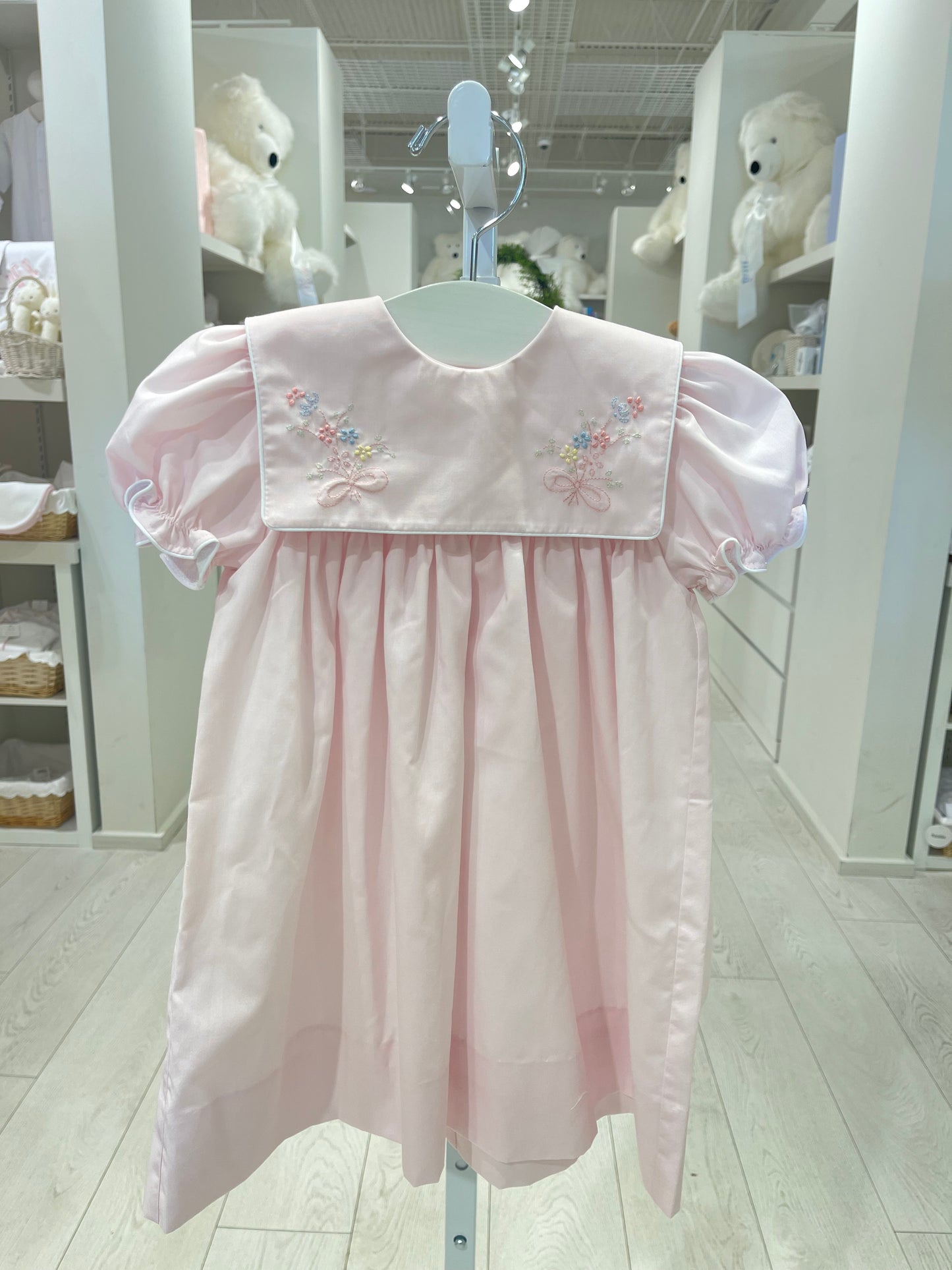Short Sleeve Pink Square Collar Dress with Embroidered Flowers