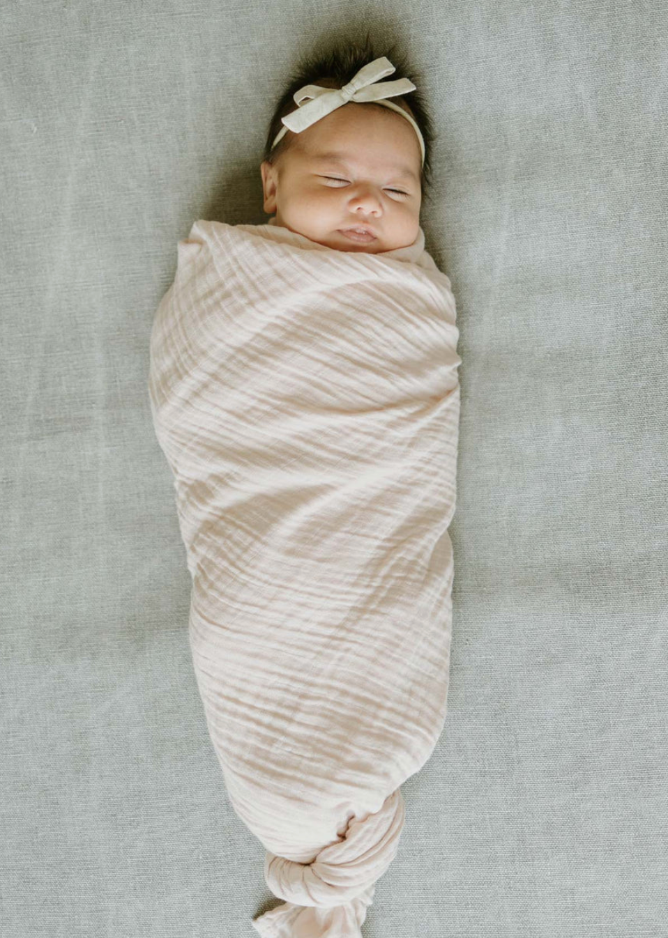 Swaddle, Rosie