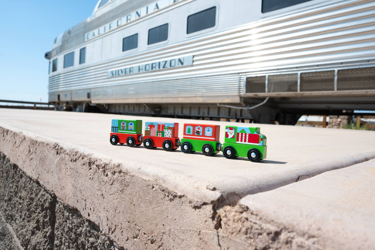 Magnetic Christmas Train Mighty Minis - Set of 4