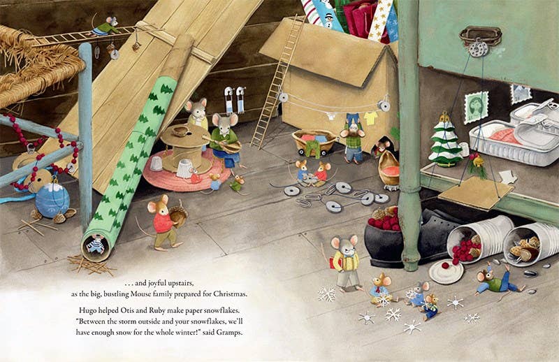A Mouse Family Christmas