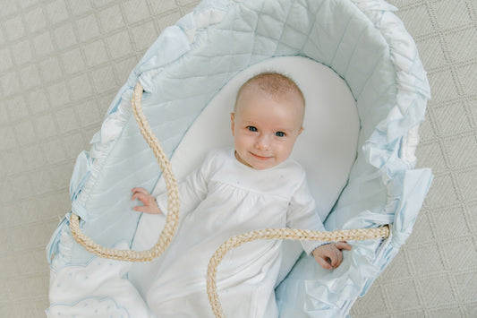 Moses Basket, White with Blue