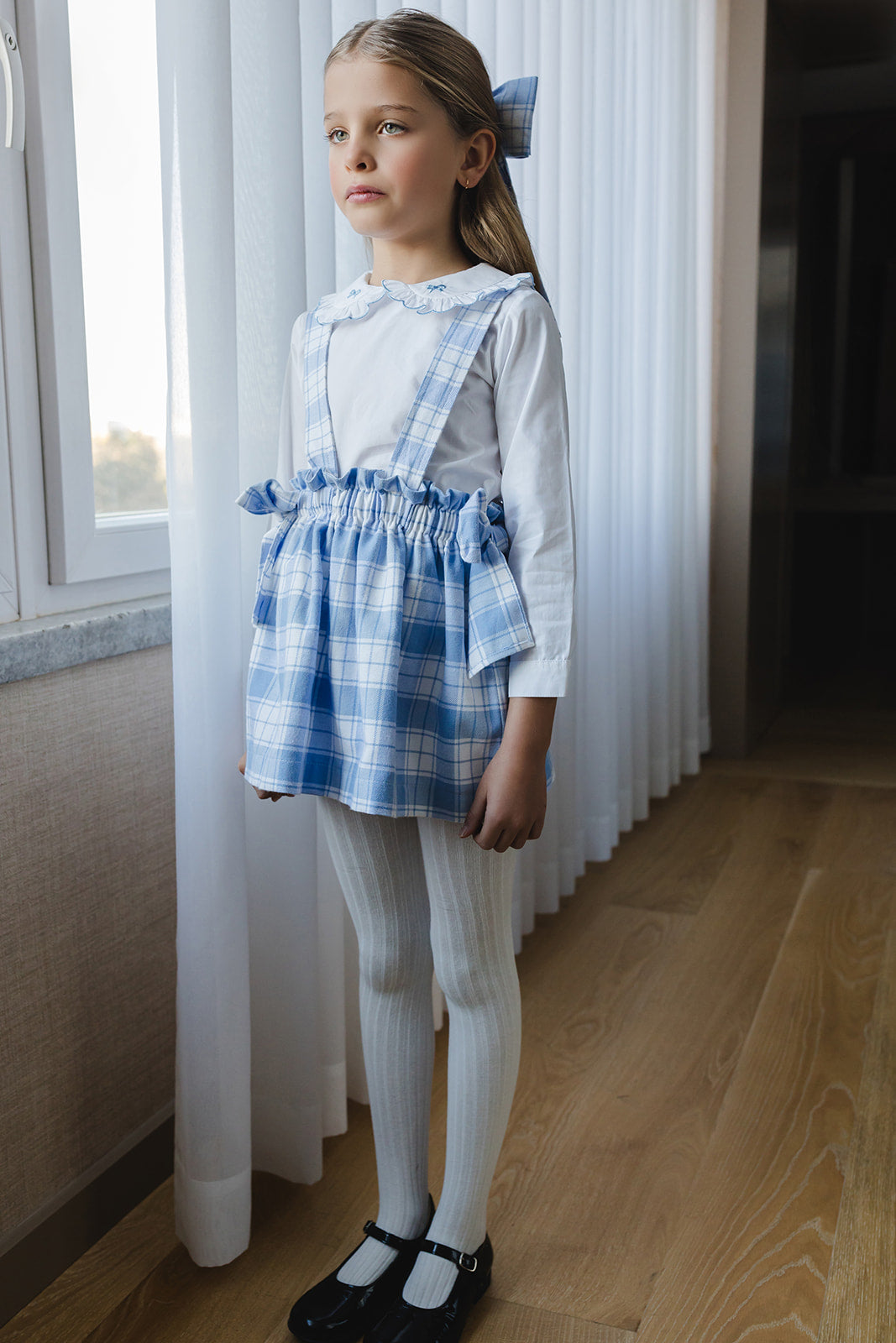 Croquet Shirt with Blue Embroidered Collar