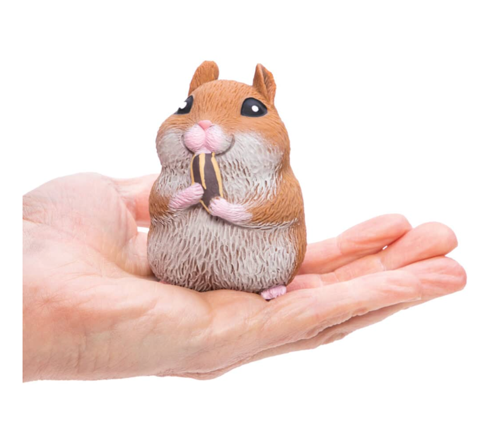 Chonky Cheeks Hamster (assorted colors, sold individually)