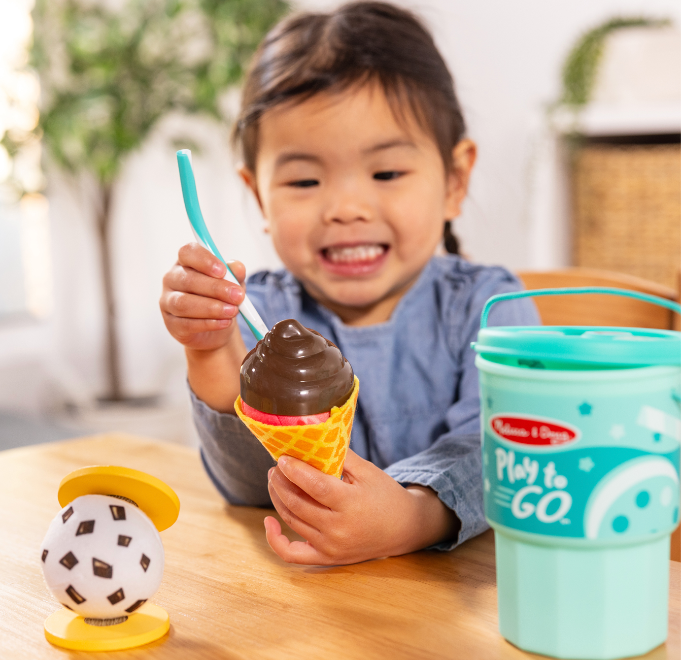 Play to Go Ice Cream Play Set