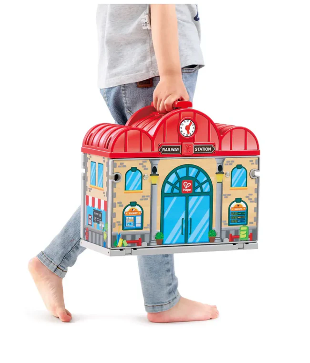 Portable Train Station Set