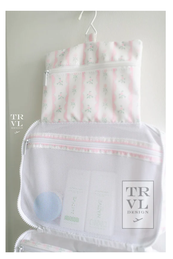 Bundle Up2 Hanging Toiletry Bag, Ribbon Floral Pink