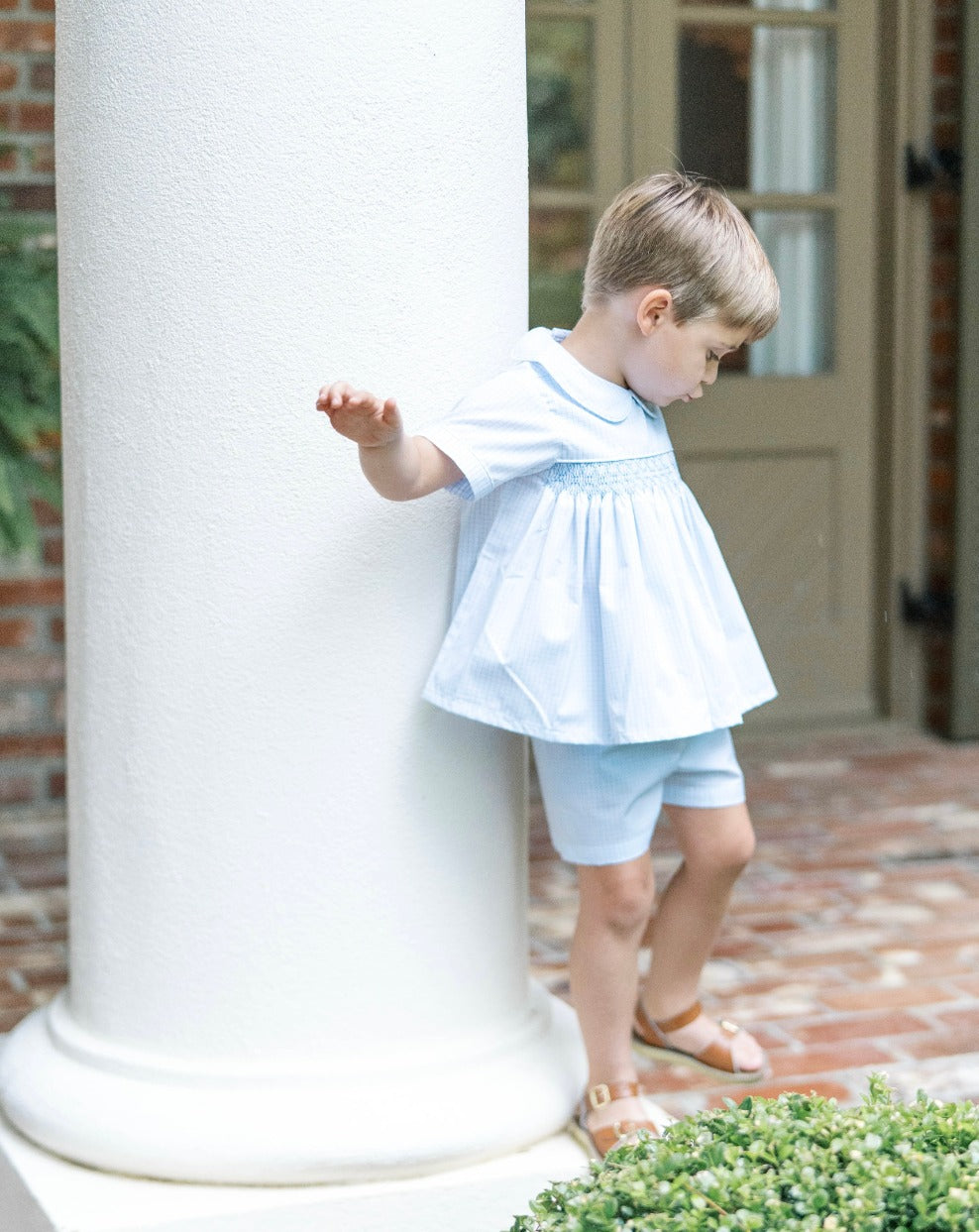 Hayes Short Set, Airplane