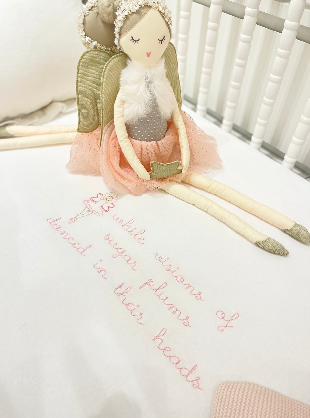 Sugar Plums Jersey Crib Sheet Baby Braithwaite